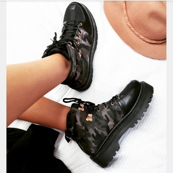 Price firm!//The Aspen// camo combat boot - Picture 2 of 8
